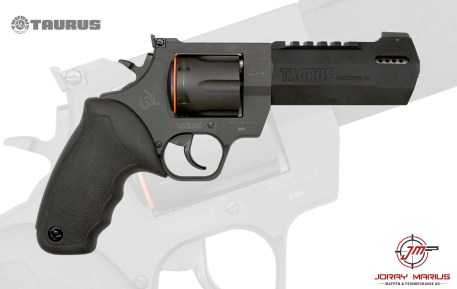 taurus-raging-hunter-revolver-4698-02072024